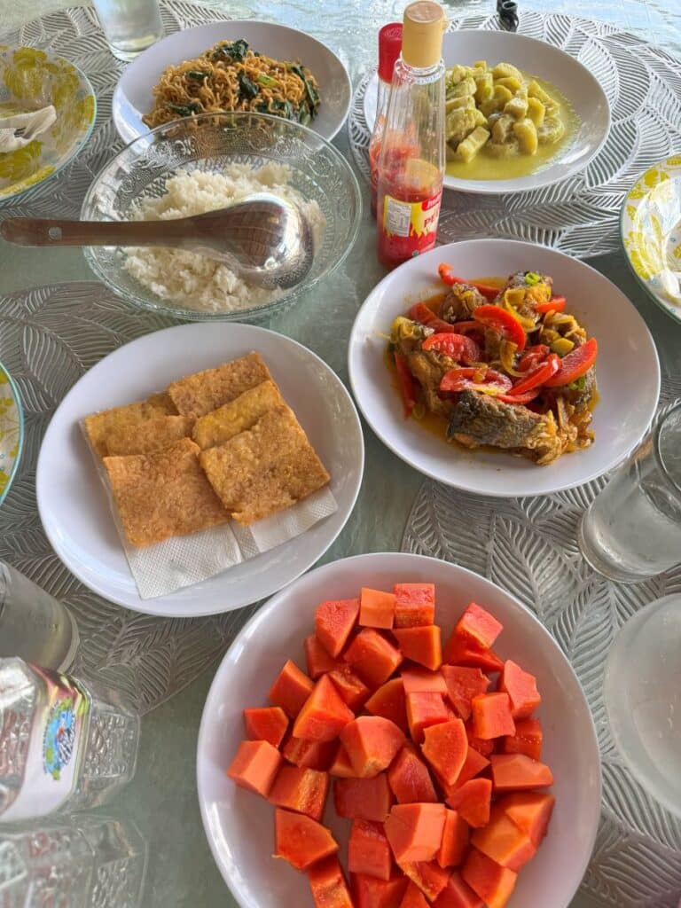 Comida del klotok